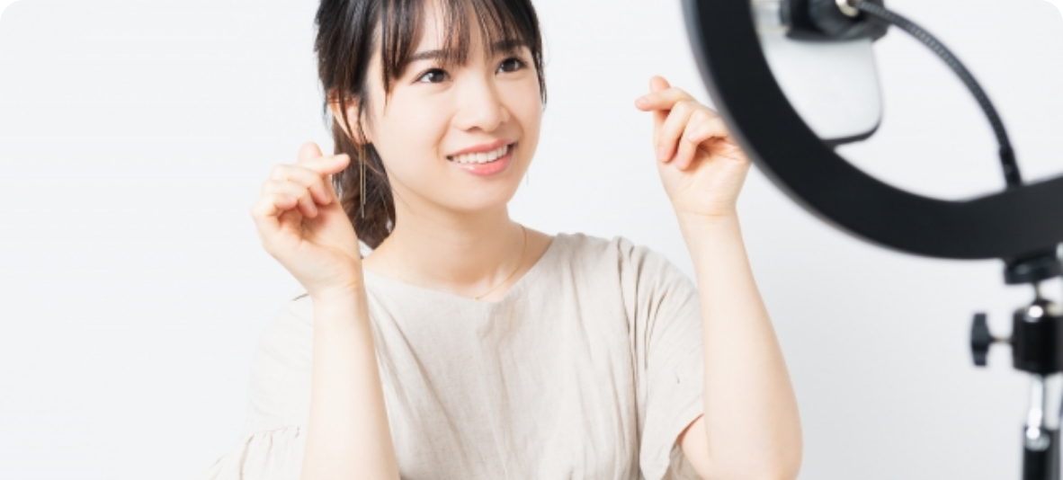 在宅で働く女性